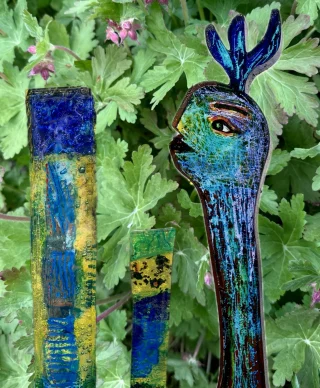 Instagram post from vivia.art. This post is in position 1.